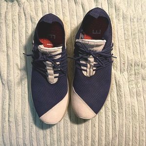 Lane Eight Men’s Athletic Shoes